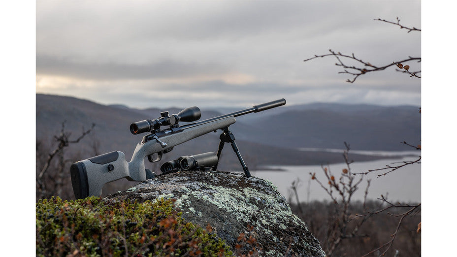 TIKKA T1x UPR .22LR, schwarz, Lauflänge 20", Drall 16,5", Direktabzug, 10 Schuss, Glasfaserschaft in Desert Sand mit verstellbarer Backe, ohne Visierung, MG 1/2"-28UNEF