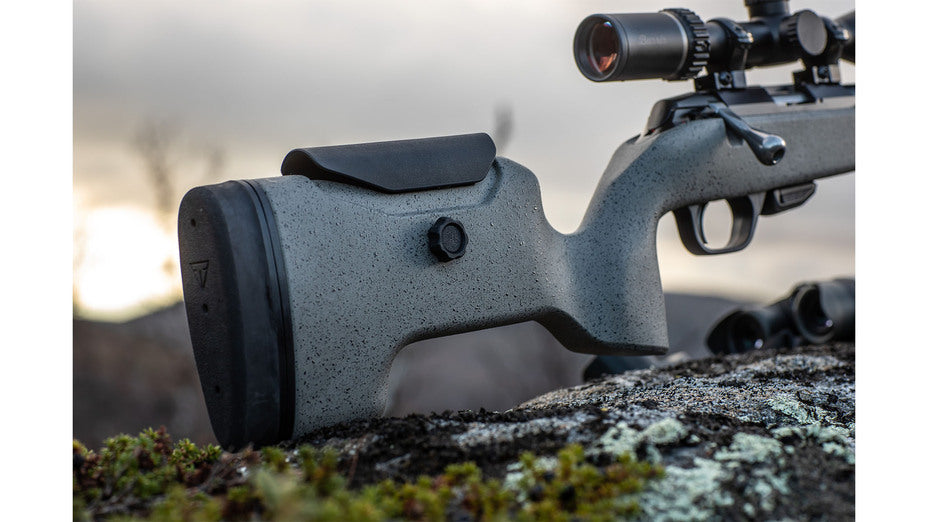 TIKKA T1x UPR .22LR, schwarz, Lauflänge 20", Drall 16,5", Direktabzug, 10 Schuss, Glasfaserschaft in Desert Sand mit verstellbarer Backe, ohne Visierung, MG 1/2"-28UNEF